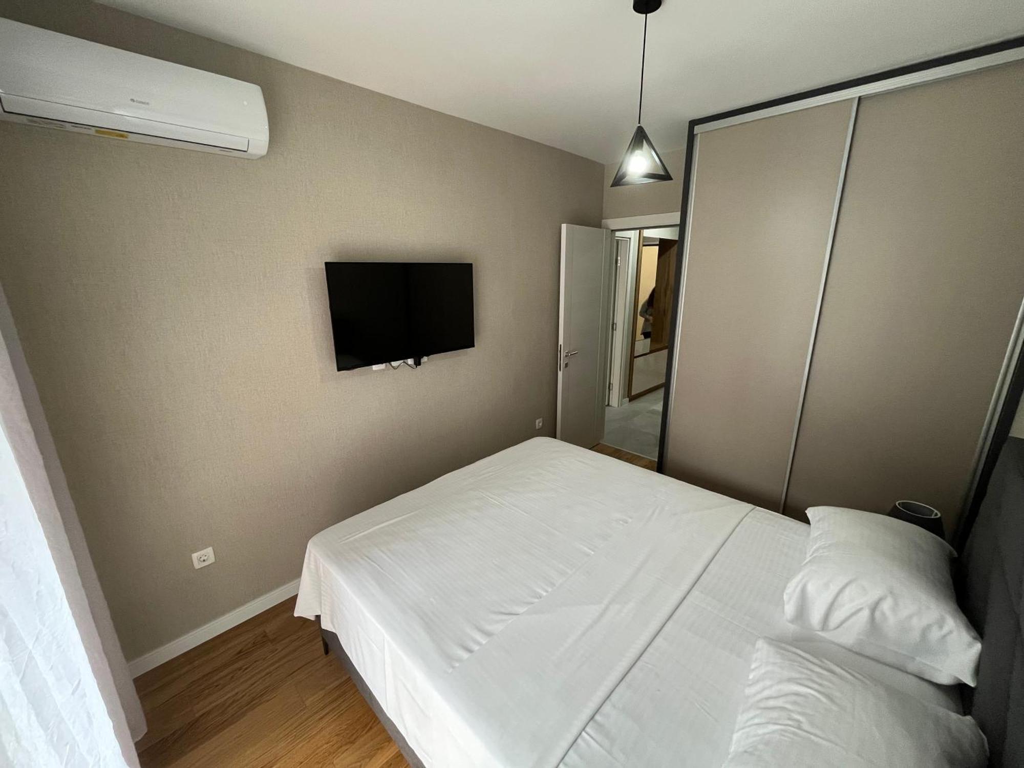 Apartments Centrale 28 Podgorica Zimmer foto